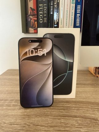 iPhone 16 Pro Negro