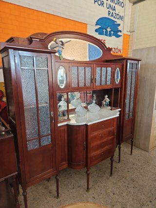 Alacena antigua