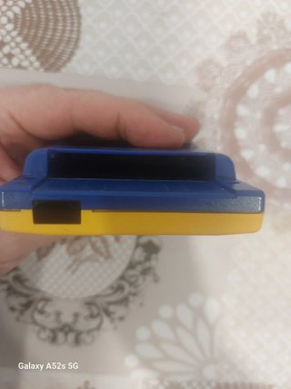 Game Boy Color Edición Pikachu