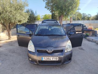 Toyota Corolla verso ¡¡AVERIADO!!