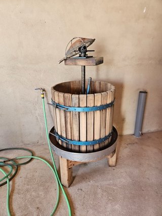 Prensa de vino de madera para vino o decoración