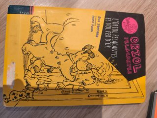 2 libros Oriol Pelacanyes