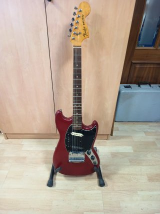 Guitarra Eléctrica Fender Mustang