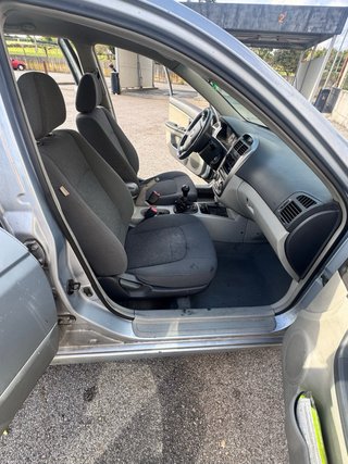 KIA Cerato 2004