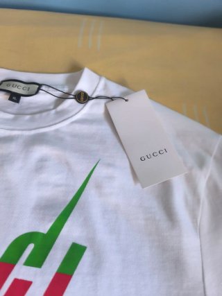 Camiseta Gucci Blade Talla XL Nueva con etiquetas