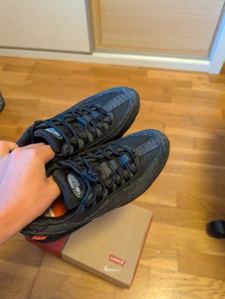 Nike Air Max 95 Levi's Negras