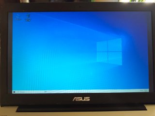 Portátil ASUS Intel i7. Funciona correctamente.