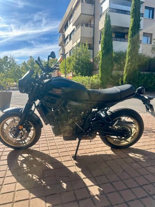 Yamaha XSR700 XTribute 2022 - 6.442 km - 1 dueño
