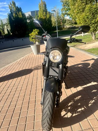 Yamaha XSR700 XTribute 2022 - 6.442 km - 1 dueño