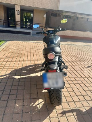 Yamaha XSR700 XTribute 2022 - 6.442 km - 1 dueño