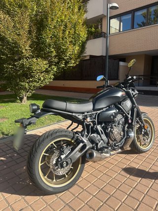 Yamaha XSR700 XTribute 2022 - 6.442 km - 1 dueño