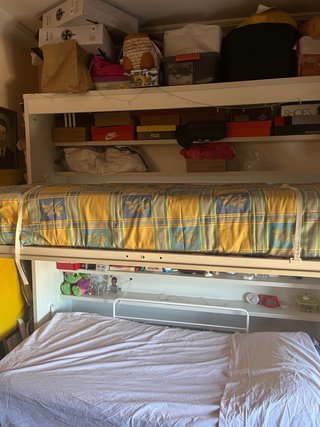 Litera Abatible con Mueble y Estantería