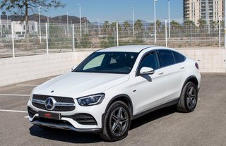 Mercedes-Benz GLC 300de Coupé Pack AMG 2021