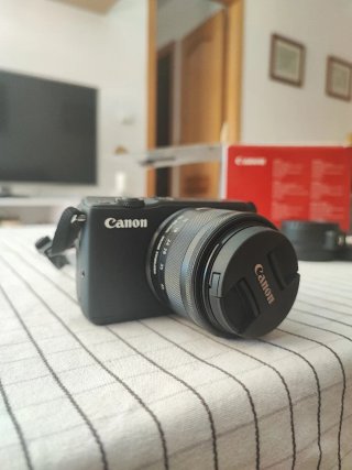 Canon EOS M10 Kit + EF-M 15-45mm IS STM