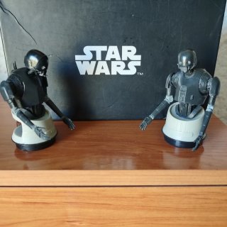 Star Wars: Figuras y Millennium Falcon