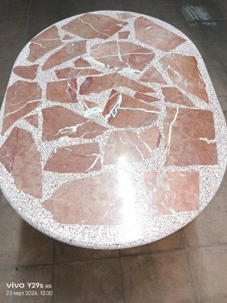 Mesa redonda mármol y hierro