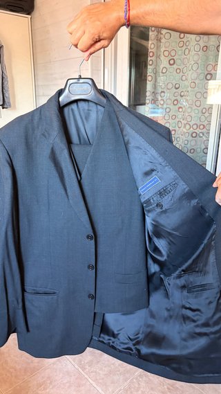 Traje con Chaleco Adolfo Domínguez