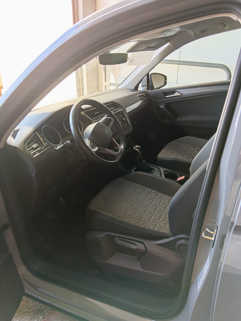 Volkswagen Tiguan 2022, foto 7