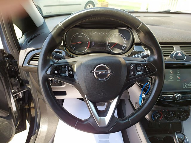 Opel Corsa E 2018, foto 10