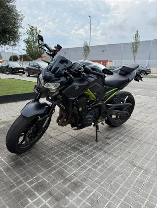 Kawasaki Z900 Full