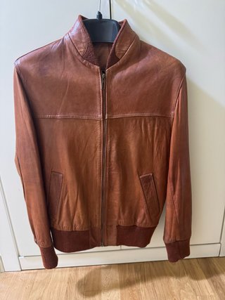 Chaqueta de piel marrón hombre