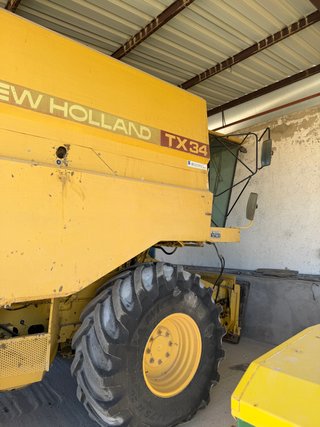 Cosechadora New Holland TX34