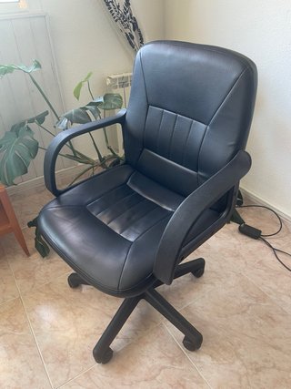 Silla de escritorio negra
