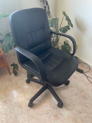 Silla de escritorio negra