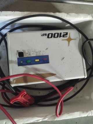Cargador de Batería 2100 SP