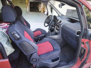 Peugeot 1007 2005