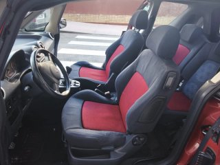 Peugeot 1007 2005