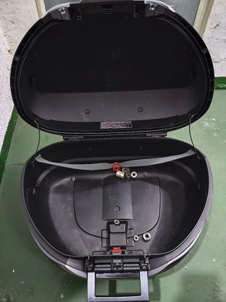 Baúl SHAD Kymco Superdink 125