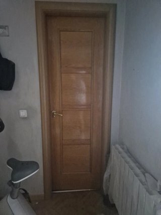 Puerta Maciza de Roble con Cristal