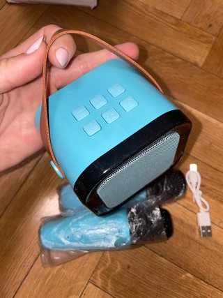 Mini Karaoke Bluetooth con 2 Micrófonos
