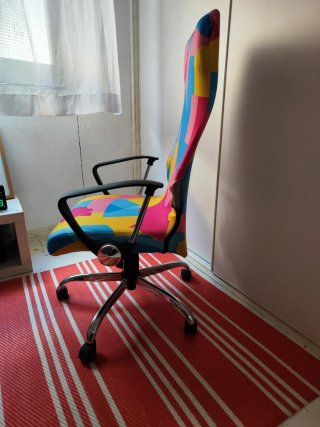 Sillón de escritorio ergonómico gris