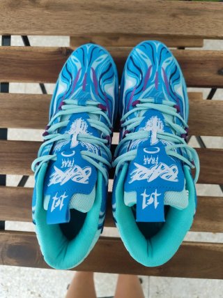 Zapatillas Baloncesto Nuevas Talla 42