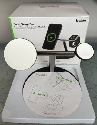 Carregador Belkin BoostCharge Pro 3-em-1 MagSafe
