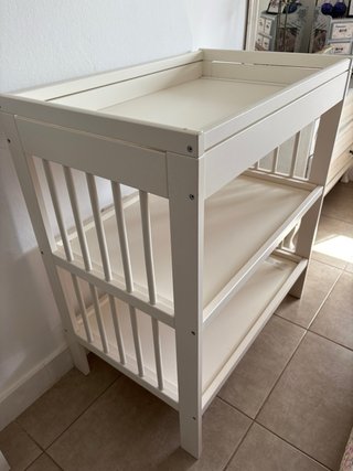 Cambiador de bebé Ikea Incluye bañera