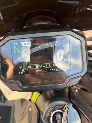 Kawasaki Z900 FULL