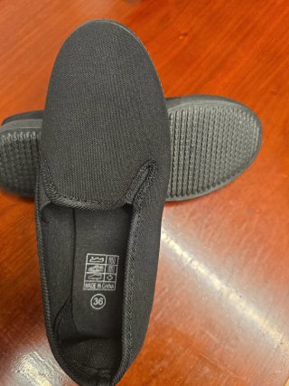 Zapatillas de Gimnasia Negras Talla 36