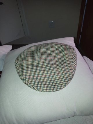 Gorra cuadros marrón y verde, talla 54.