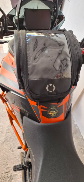 Bolsa sobre depósito y mochila para Casco XLMOTO
