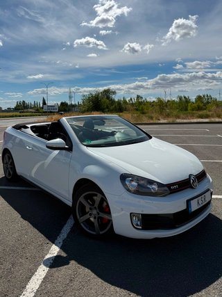 Volkswagen Golf Cabrio 2.0 TSI 210cv DSG GTI