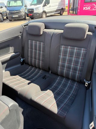 Volkswagen Golf Cabrio 2.0 TSI 210cv DSG GTI