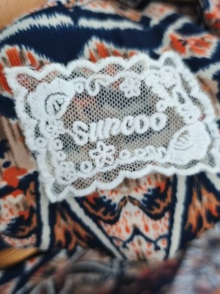 Vestido Estampado Geométrico Sin Mangas