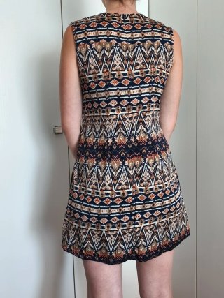 Vestido Estampado Geométrico Sin Mangas