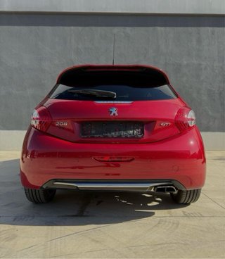 Peugeot 208 GTI 2015