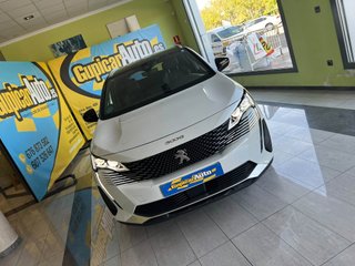 Peugeot 3008 GT  EAT8 130cv Automático
