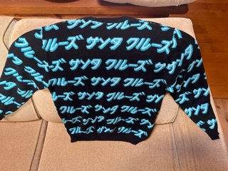 Jersey Santa Cruz con letras en japonés