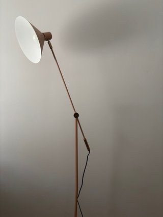 Lámpara de pie rosa metal Sklum
